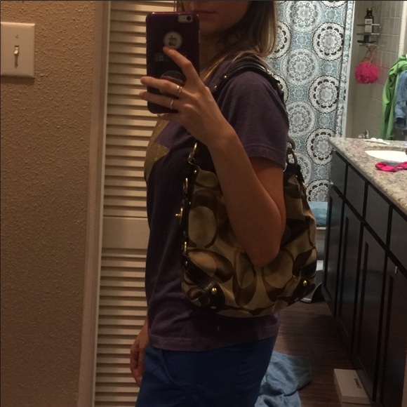 Coach Monogram Bag - Picture 8 of 8